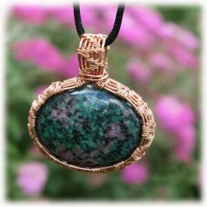 Pendentif Rubis Zoisite Wire Wrapping